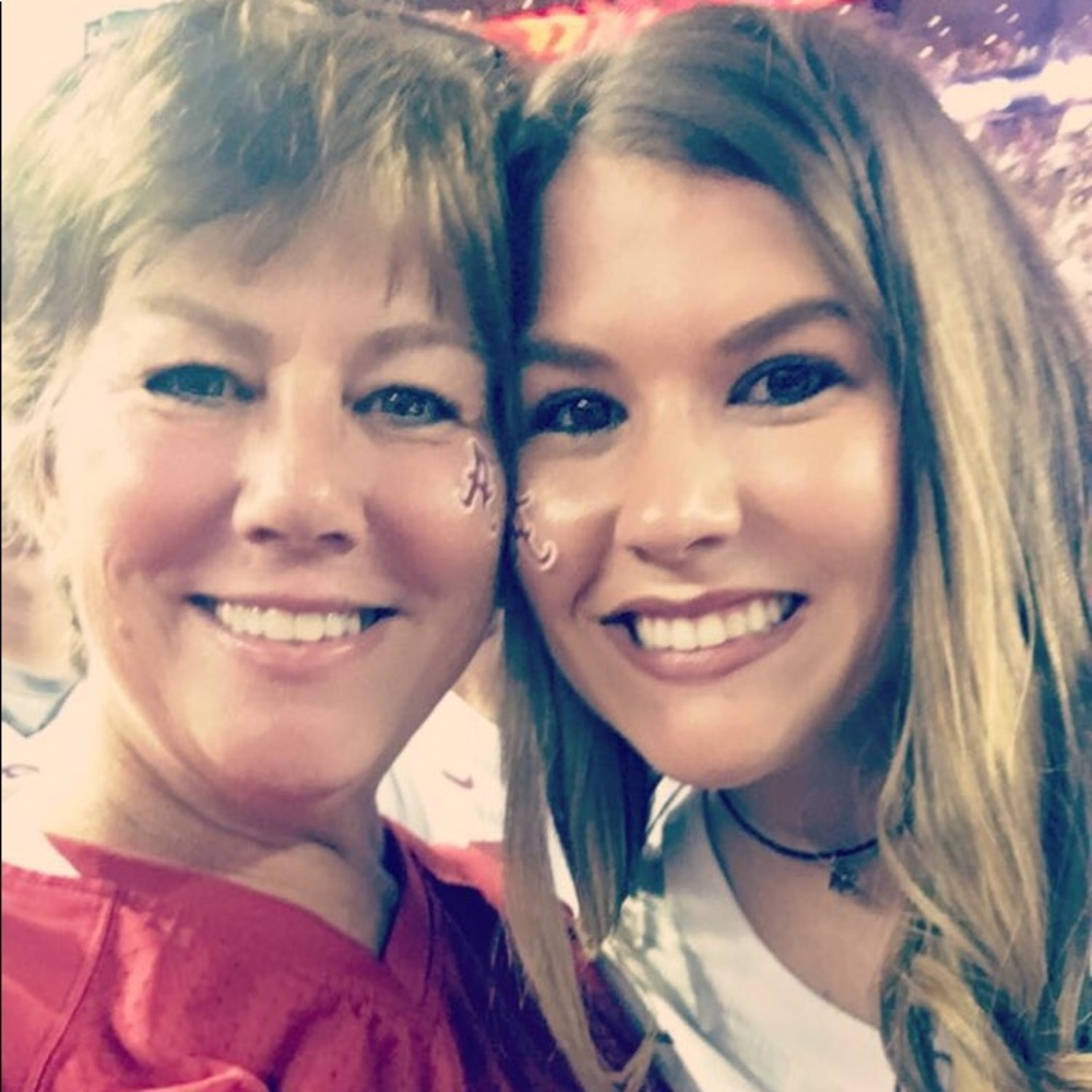 Meet your Posher, Emily